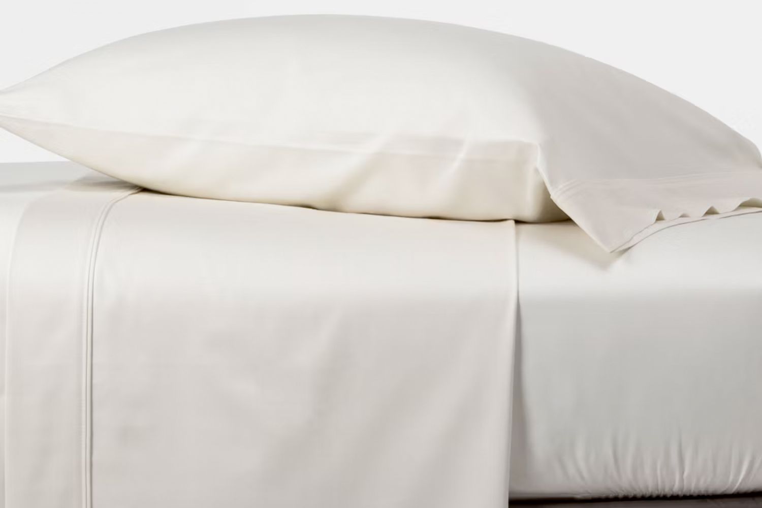 These $35 Target Threshold Sheets Are Luxuriously Soft