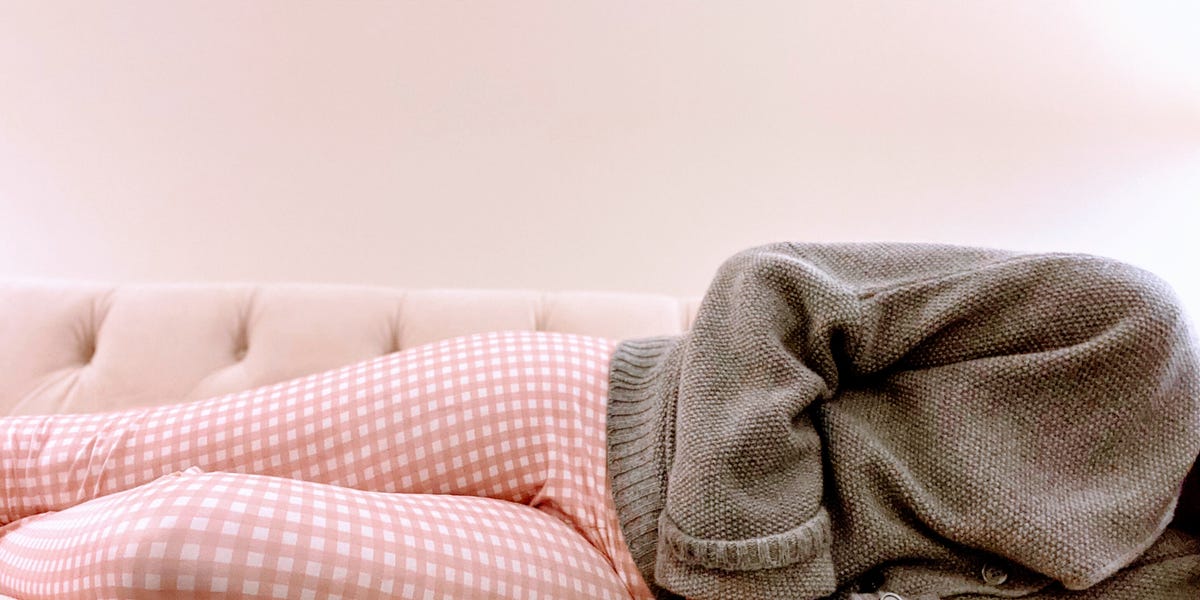 Yeast Infection vs. UTI: Symptoms, Causes and Treatments for Each