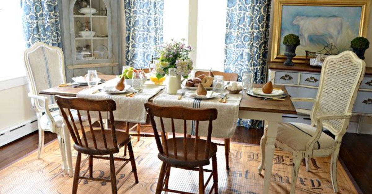 Farmhouse Tables {farmhouse Friday}