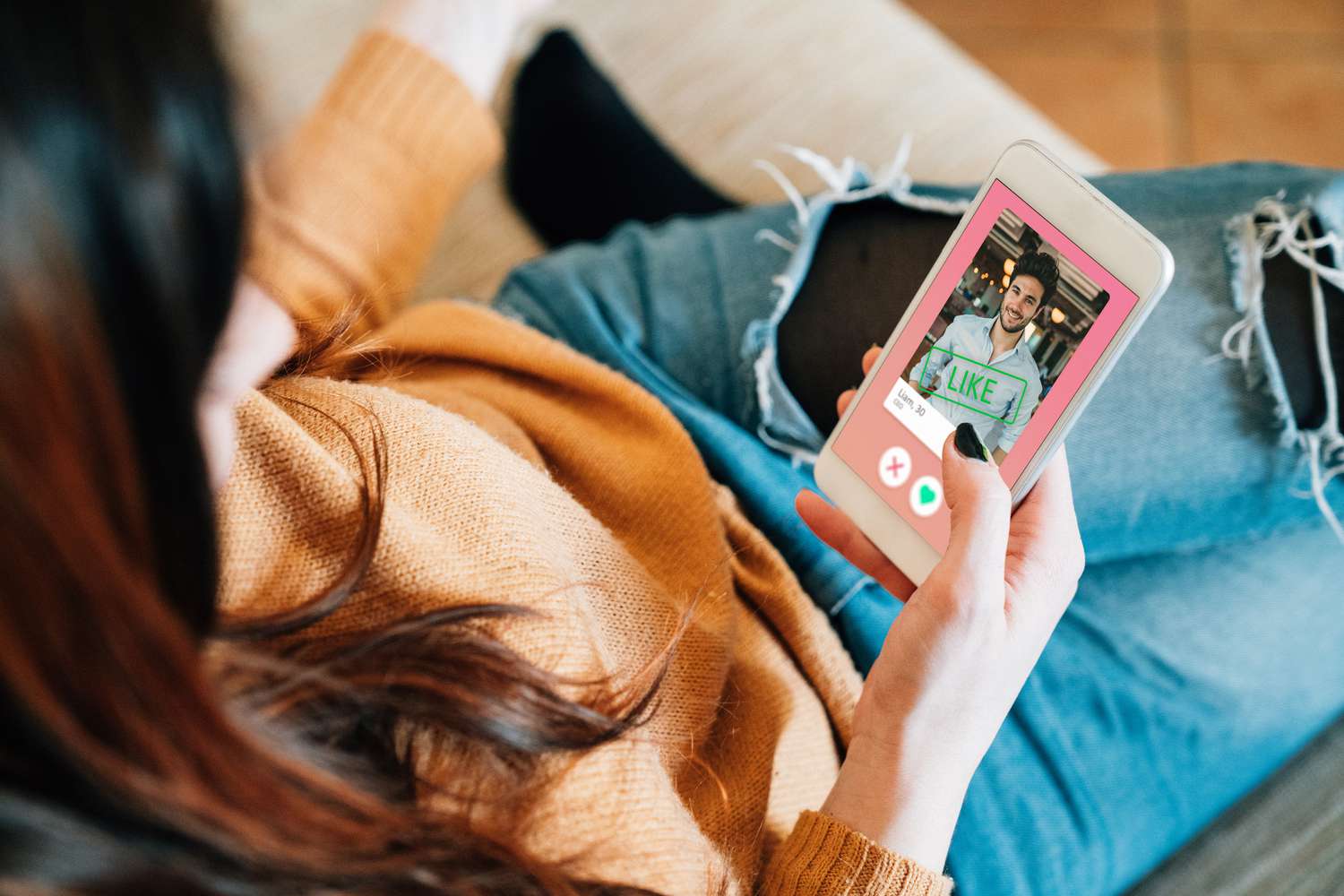 How Background Checks Could Make Online Dating Safer