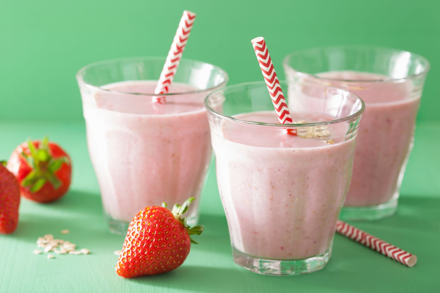 5 Drinks That’ll Help You Live to 100, According to Longevity Experts